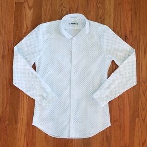 Express shirt.